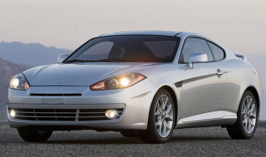  Hyundai Coupe 2008 года  (фото 30 из 30)
